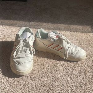 Adidas retro vintage sneakers